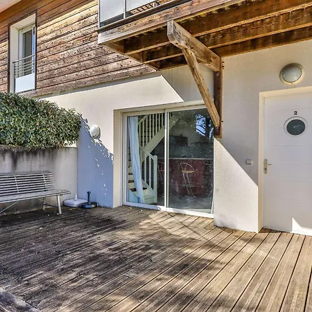Bourg Duplex Proche Commerces 6 Couchages