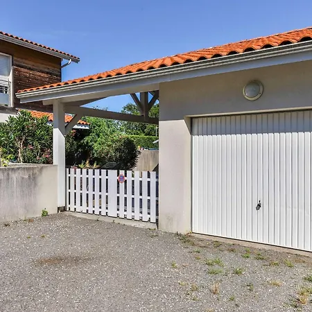 Lägenhet Bourg Duplex Proche Commerces 6 Couchages *