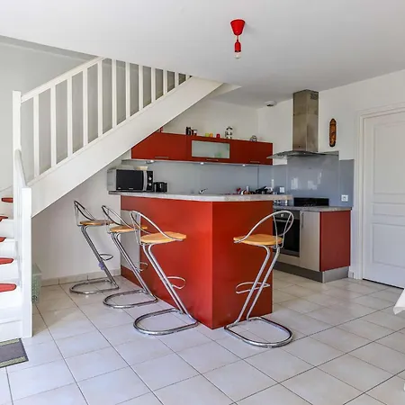 Bourg Duplex Proche Commerces 6 Couchages *