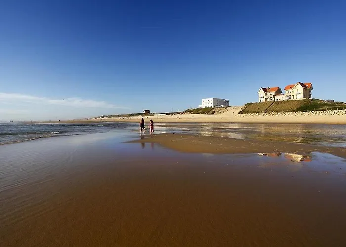 Bourg Duplex Proche Commerces 6 Couchages *